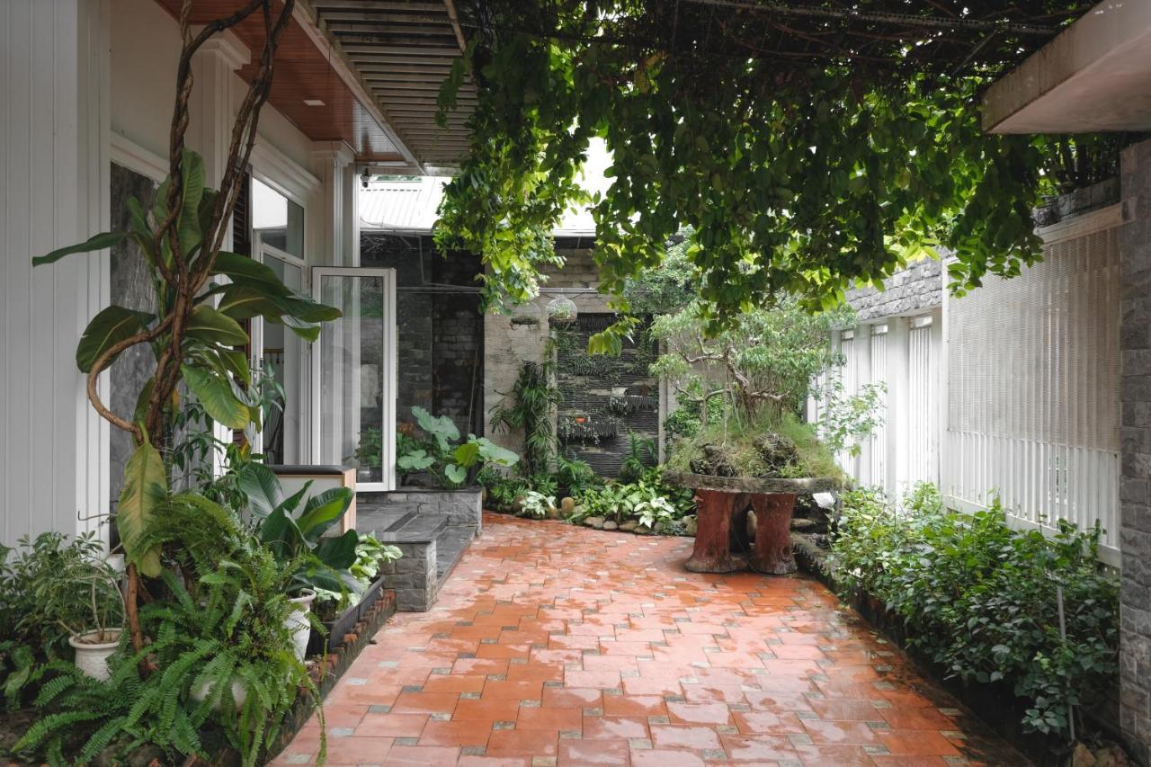 Le Robinet Villa - A Journey Into Hue Citadel Soul エクステリア 写真